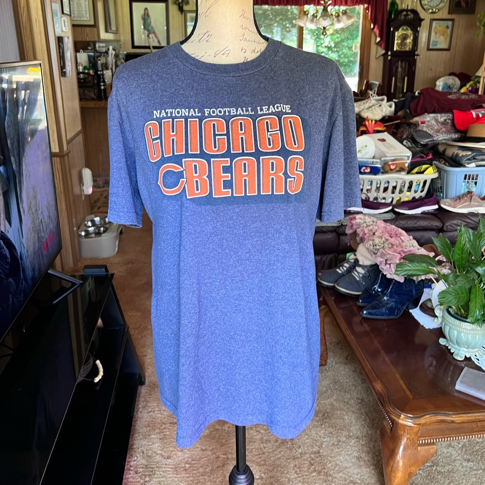 NFL TEAM APPAREL MEN'S CHICAGO BEARS LOGO GRAY OFFICIAL T-SHIRT.